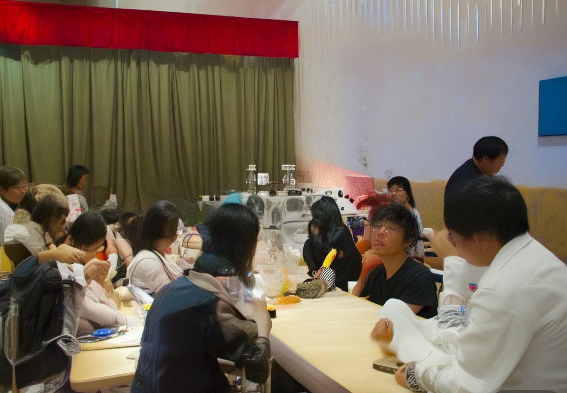 范戴克成长之路：从荷兰新星到世界足坛领袖(图2)